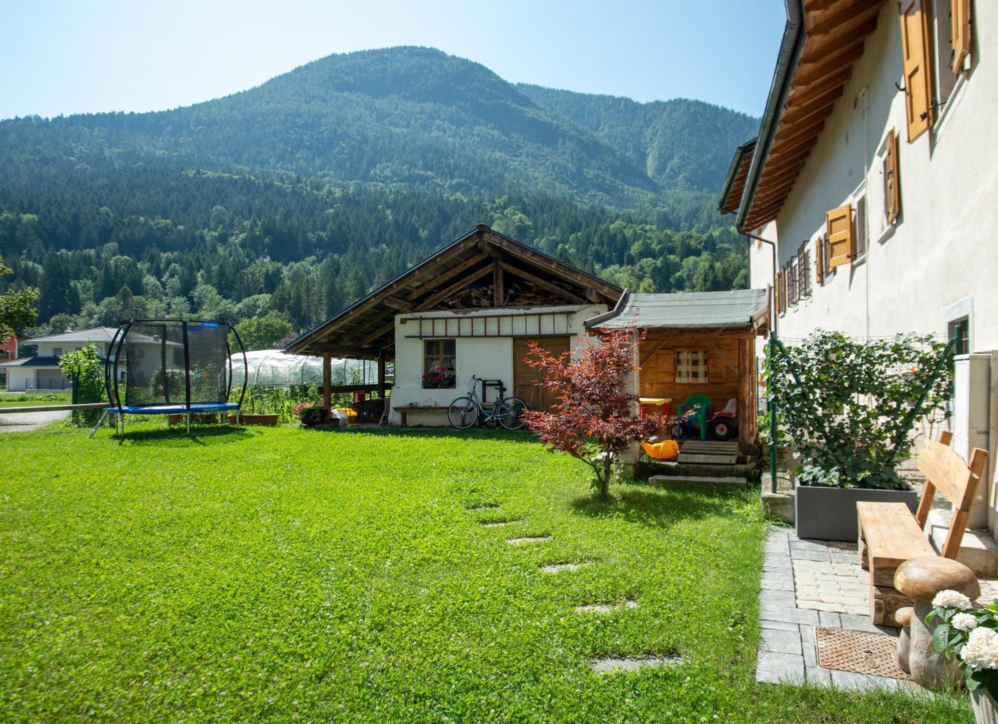 La Lesivera Bed And Breakfast ティオーネ・ディ・トレント エクステリア 写真